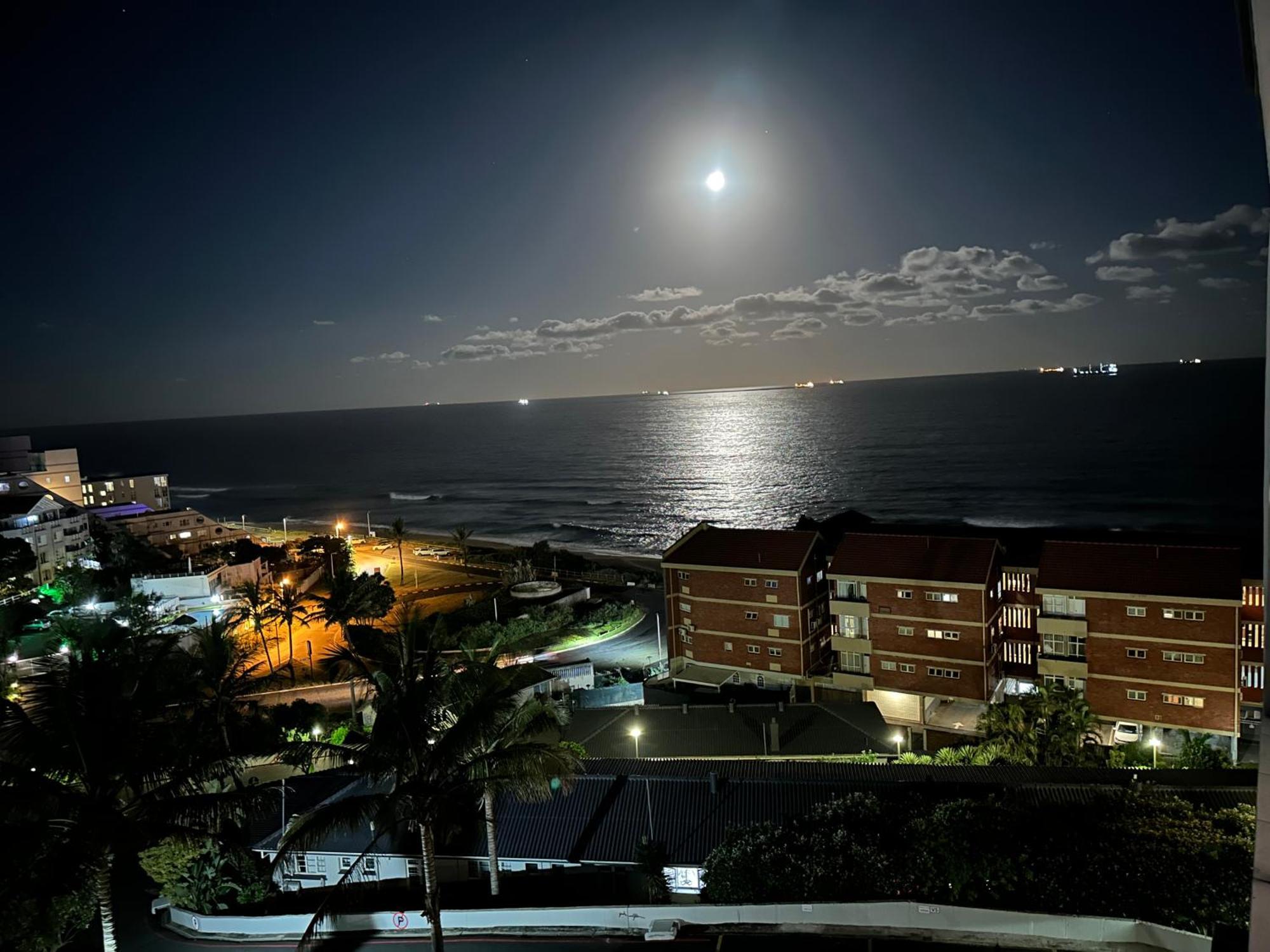 Umdloti Holiday Resort Apartment 514 - Amazing Breaker & Ocean Views Exterior photo