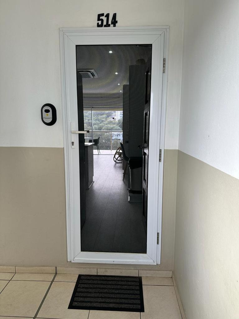 Umdloti Holiday Resort Apartment 514 - Amazing Breaker & Ocean Views Exterior photo